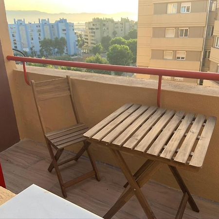 La Línea de la Concepción Room In A Shared Apartment Touching The Border :) מראה חיצוני תמונה